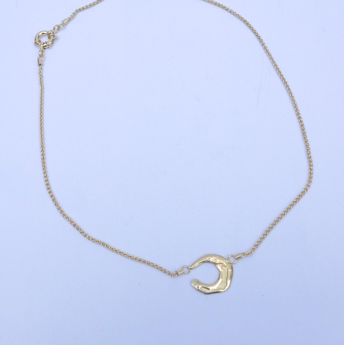 Cenere stellare gold-plated neckalace with a moon, handmade