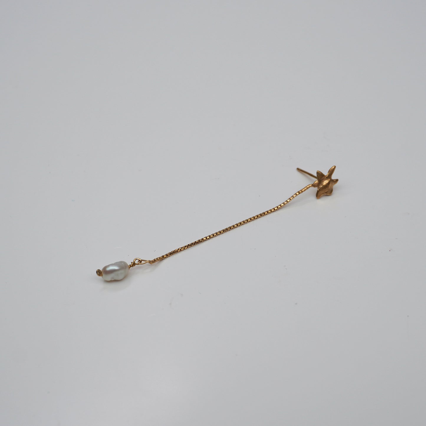 Sospiri velati - Star Stud Earring