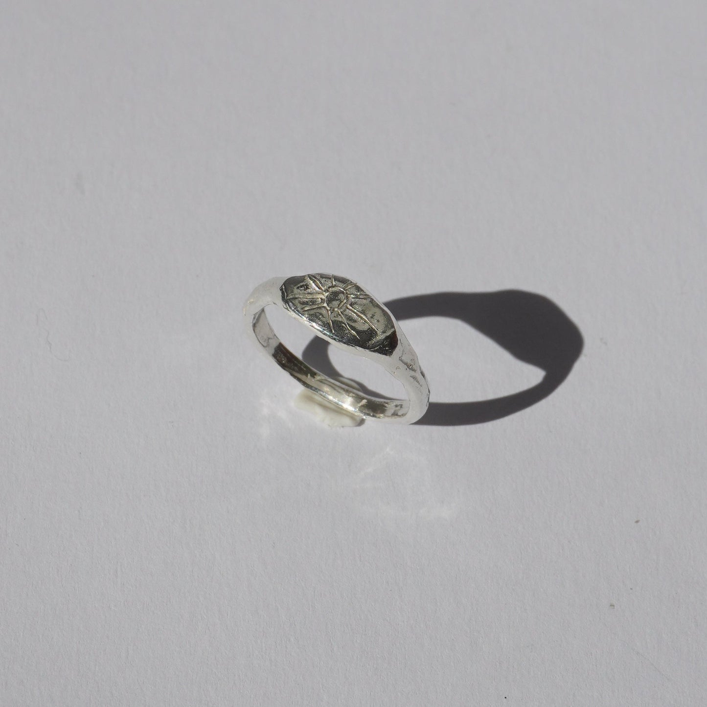 Signet ring