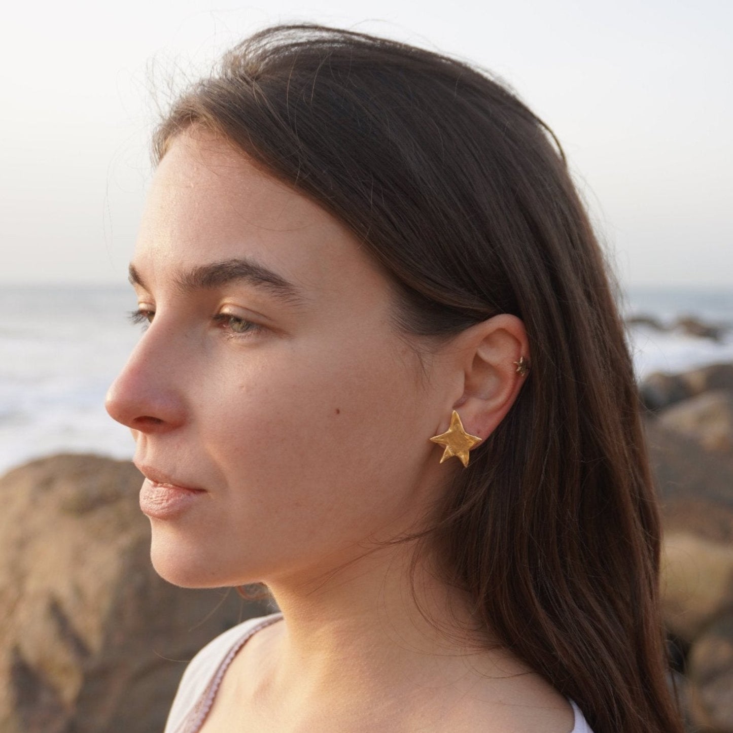 Echi iridescenti big stud - single earrings - gold-plated - big and small handmade stars