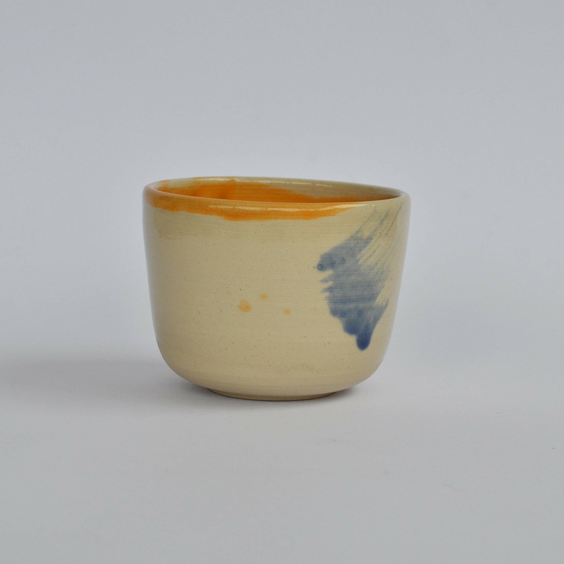 FLAT WHITE wheel-thrown ceramic cup 6/10. Handmade japanese design with extravagant touch