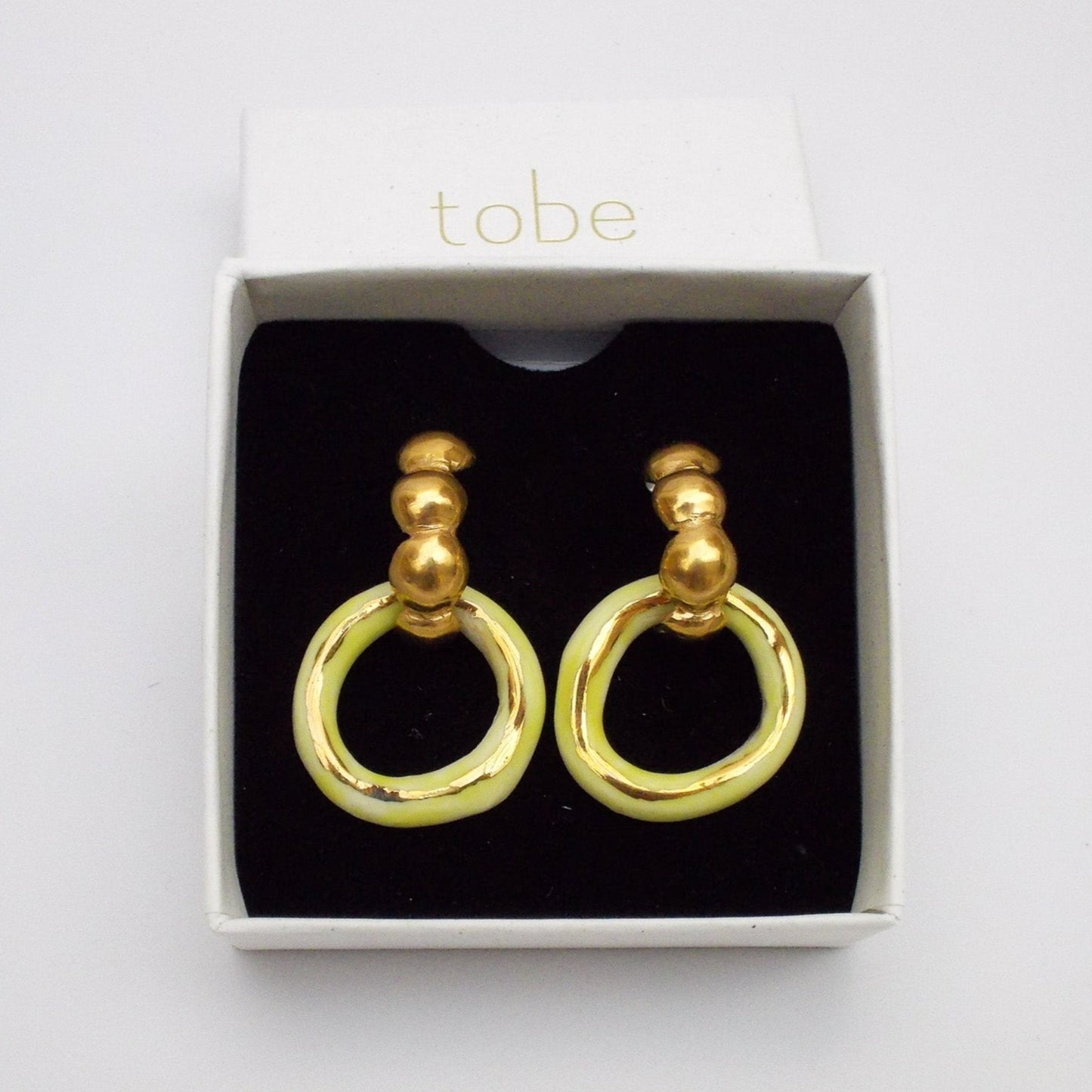 dancing sunshine earring yellow luster gold hoop