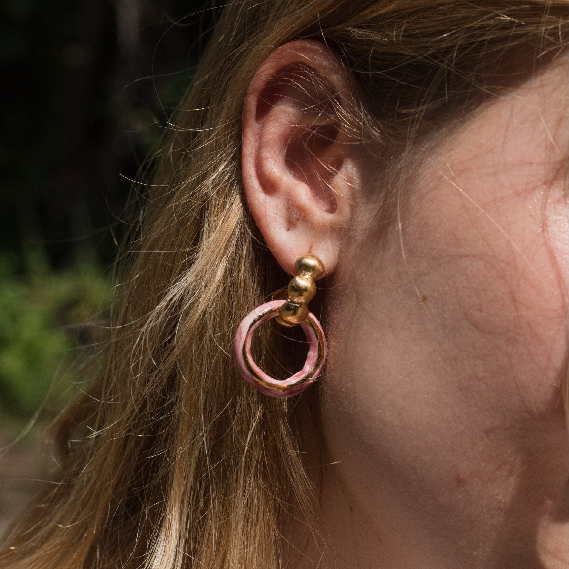 dancing youthful innocence earring pink gold hoop luster