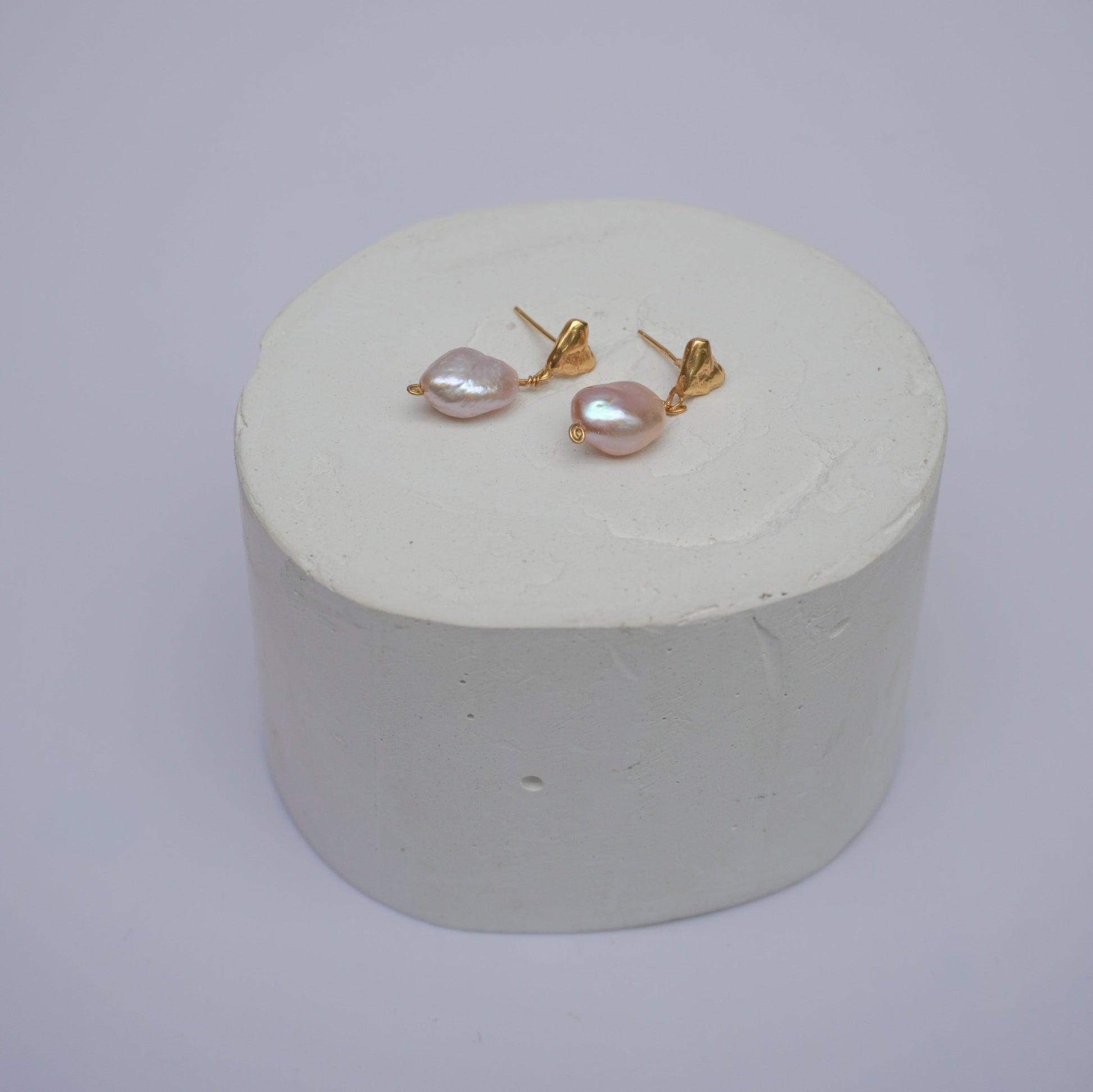 organic gold heart stud earring love pearl pendant