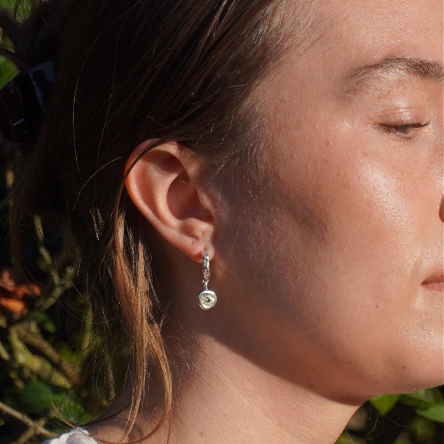 organic silver hoop earring round pendant stone