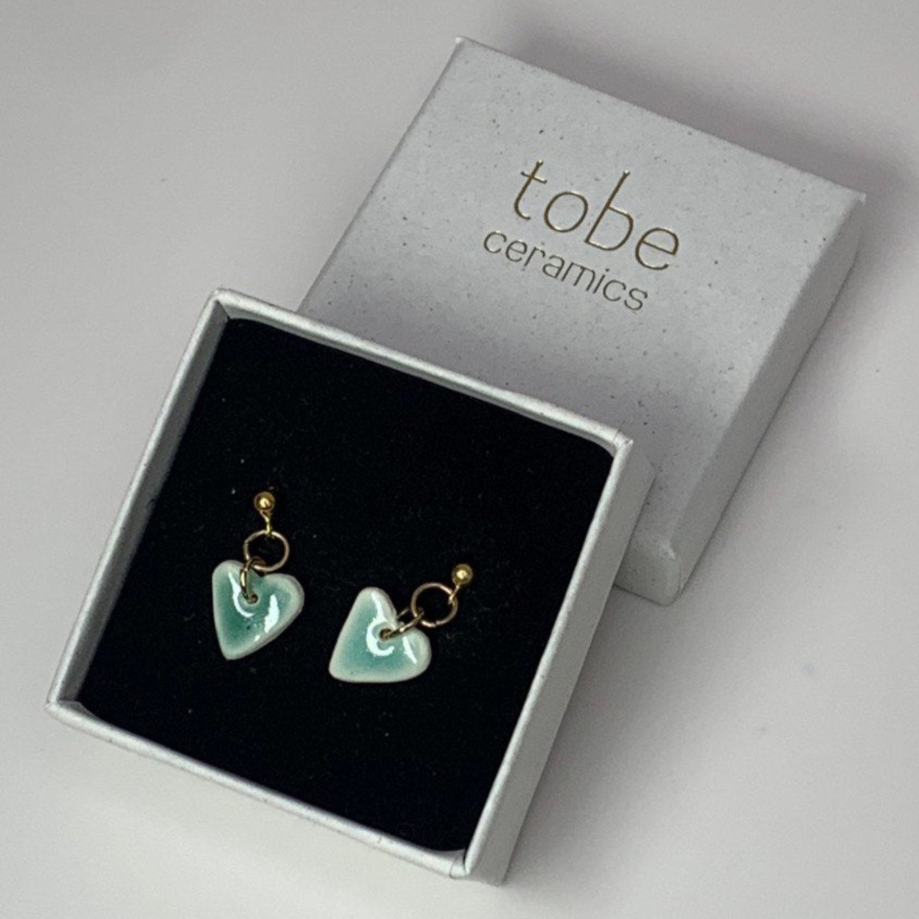 love porcelain earrings organic green heart gold dot
