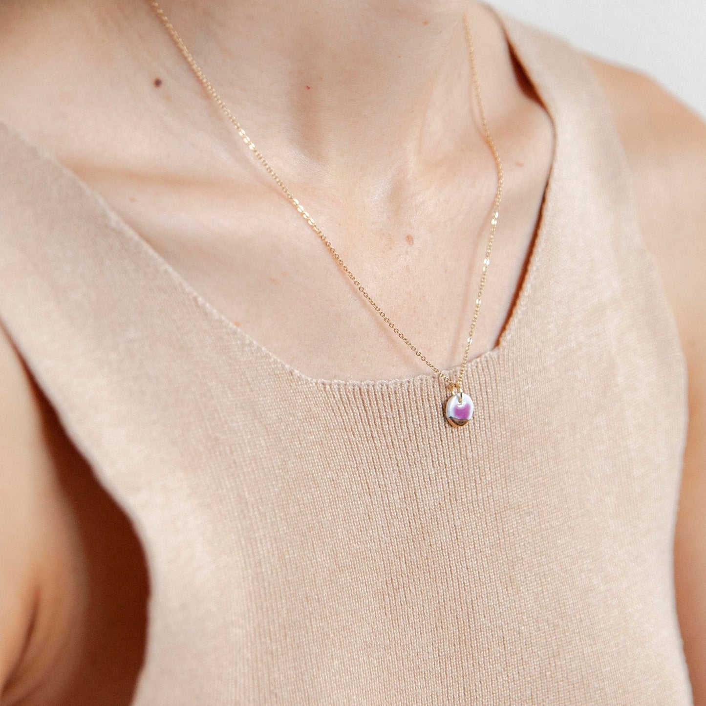 organic porcelain pendant necklace round simplicity lilla luster detail gold