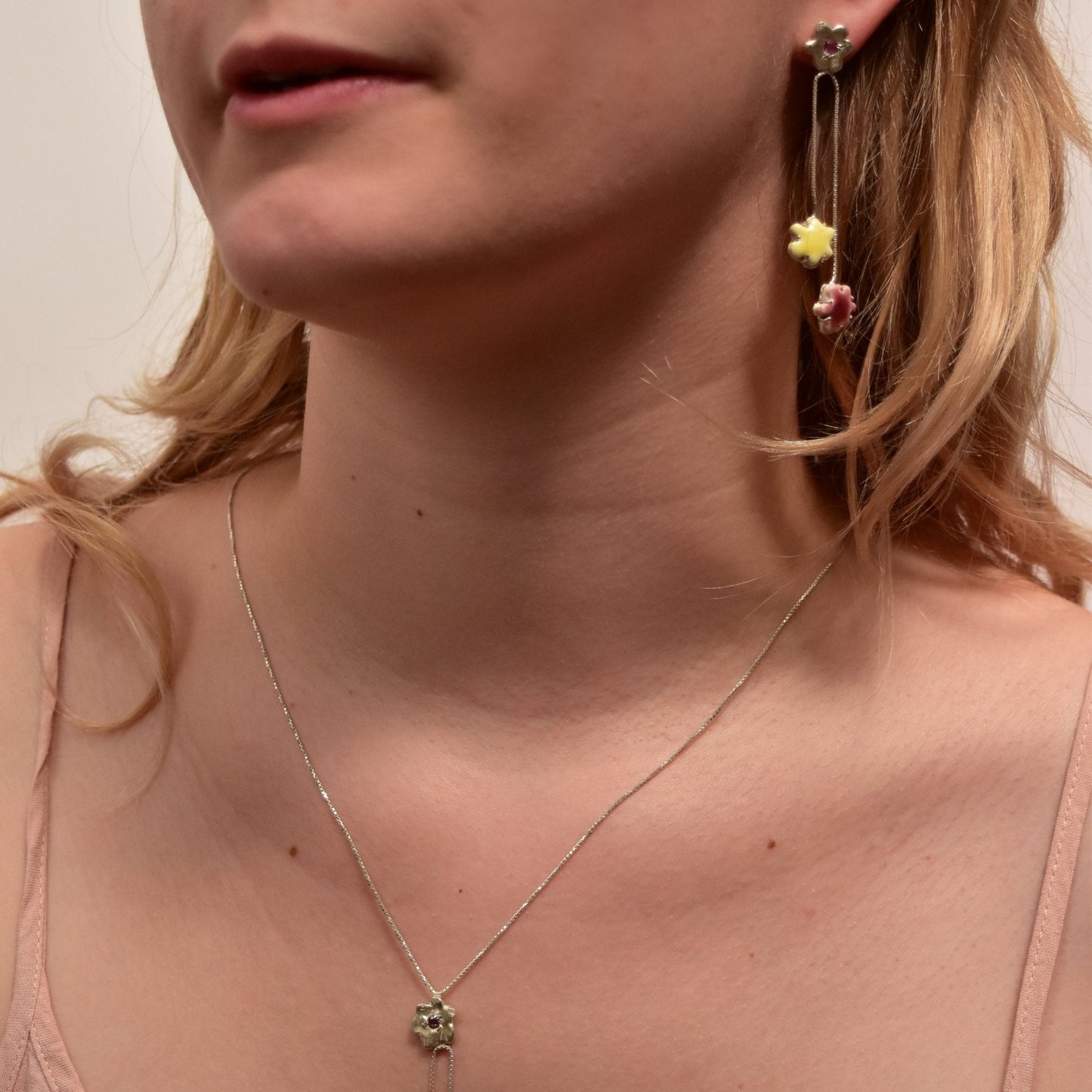 organic venetian chain kindness porcelain earring flower silver red yellow
