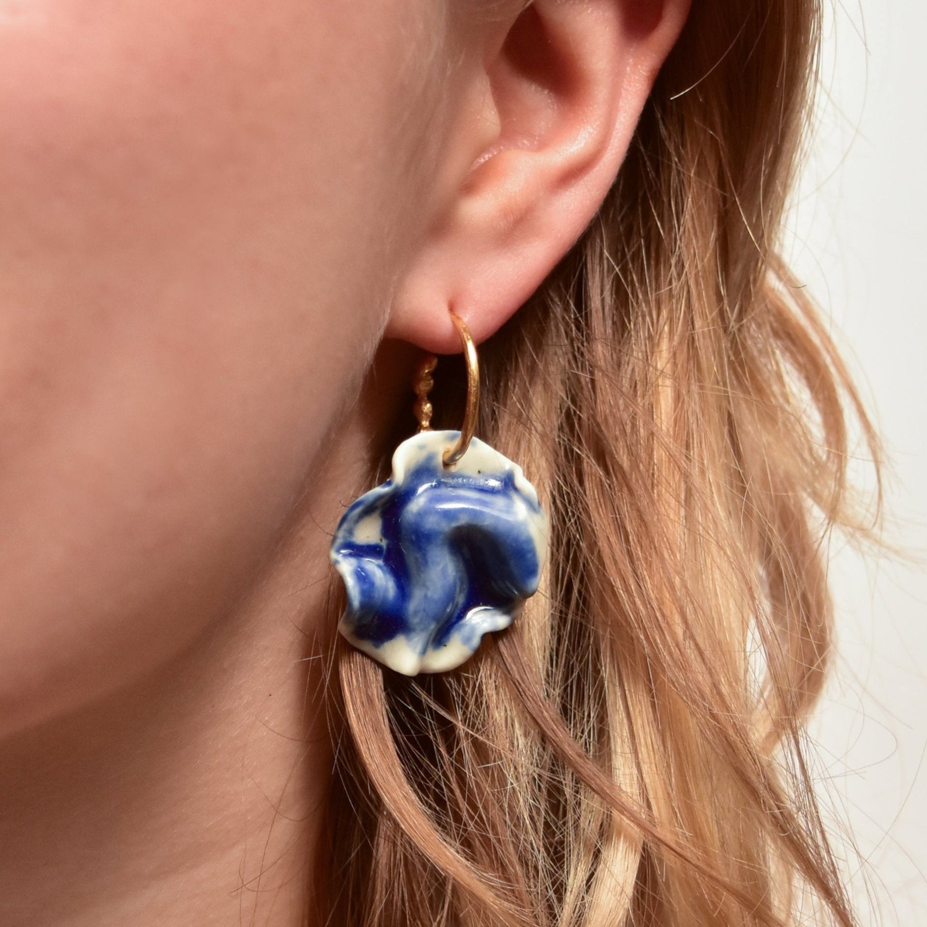 resilience midnight calm porcelain earring
