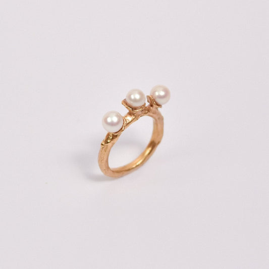 Triptych pearl ring - Perula Collection - organic, handmade, gold-plated ring with pearls