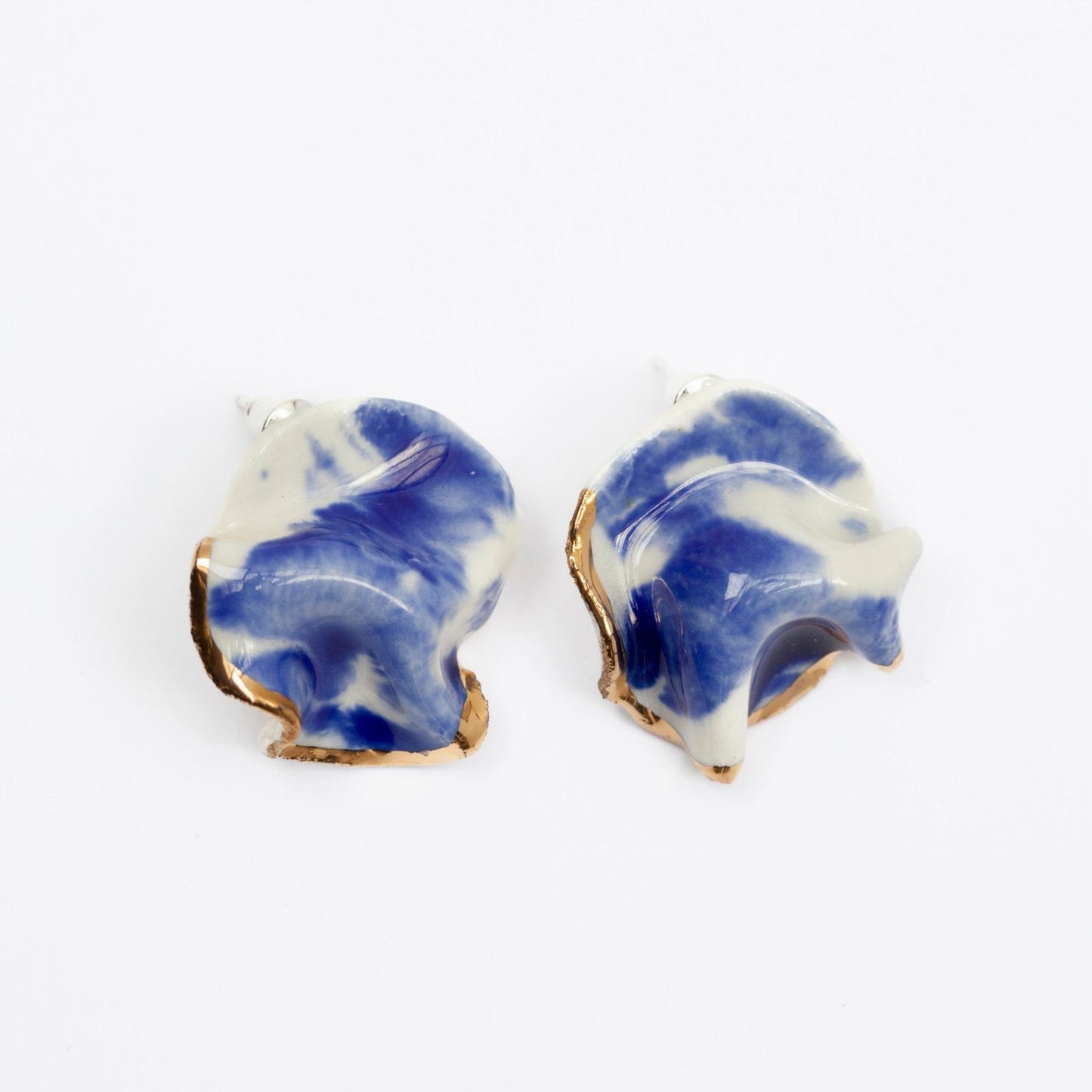 resilience midnight calm porcelain earring blue white