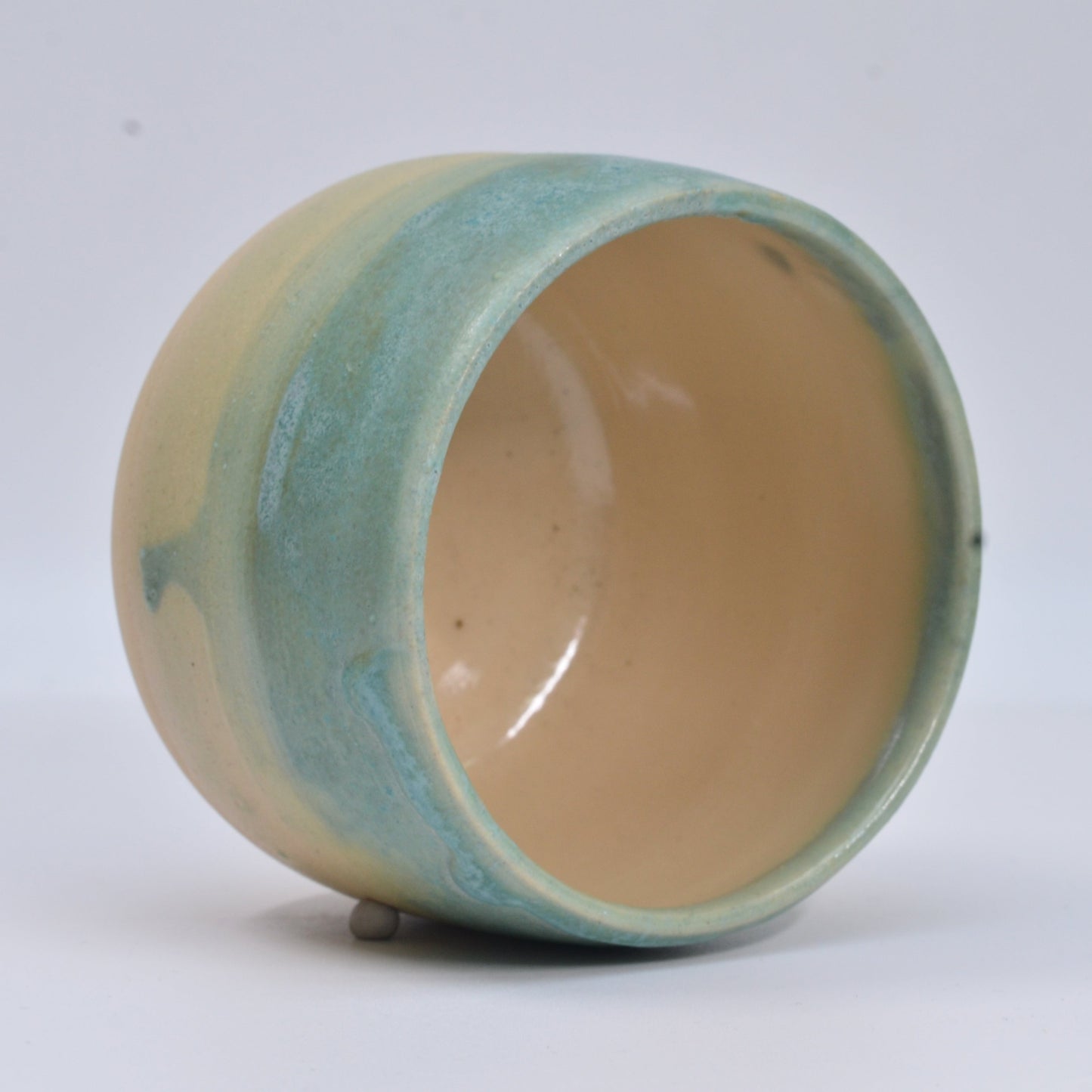 washed out green cup.