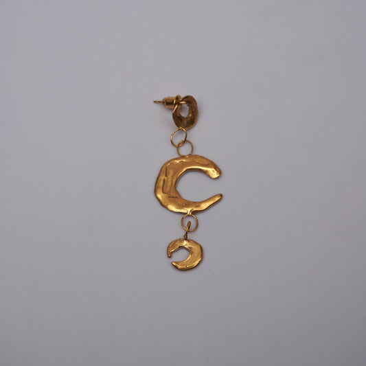 Selene moon earring