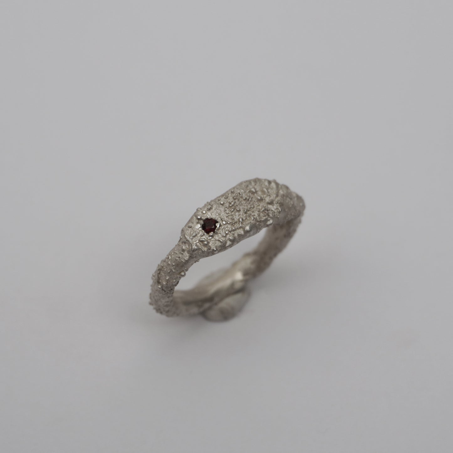 Silver Textured Ring with Red Natural Garnet – Unique Piece