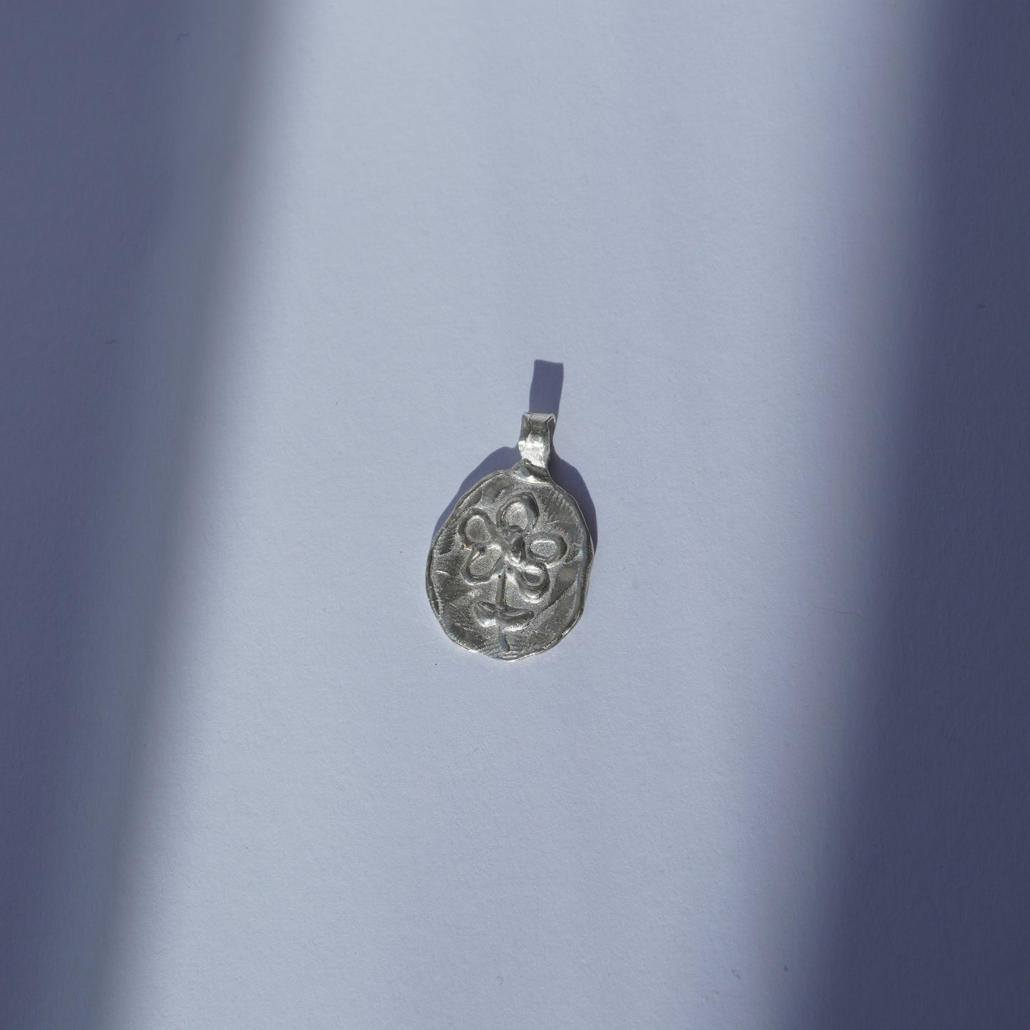 Flower pendant