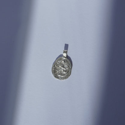 Flower pendant