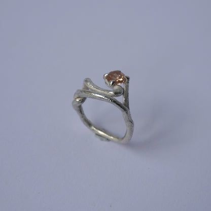 Twisted Band Silver Ring with Champagne Stone