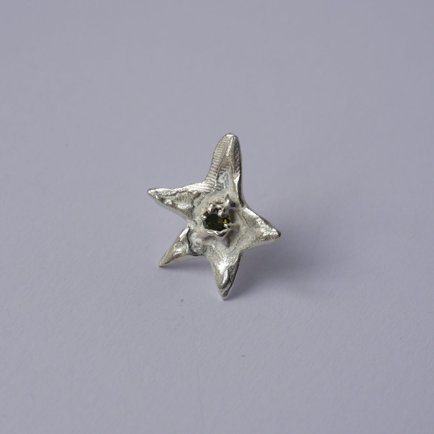 Echi Iridescenti Big Stud Star with Stone