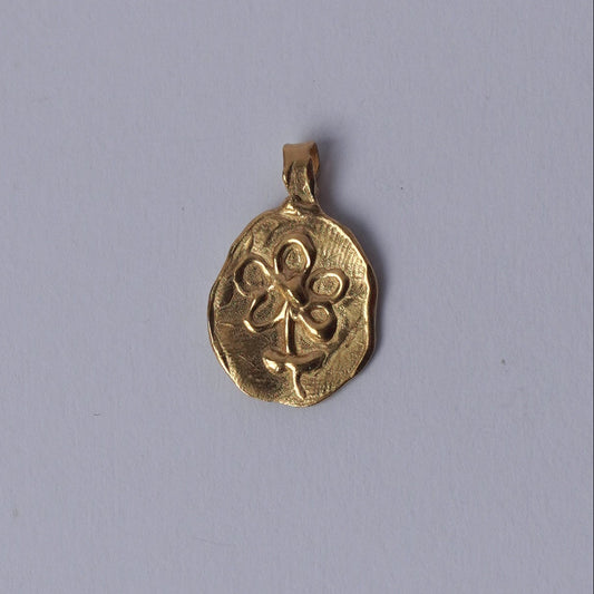 Flower pendant