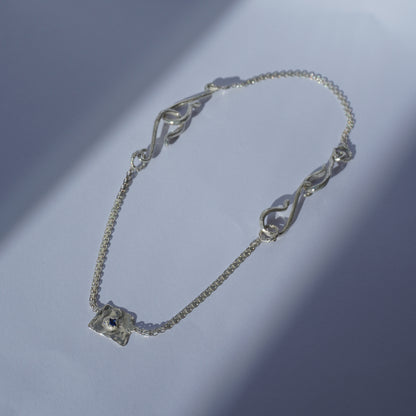 Naiade Hooks Necklace