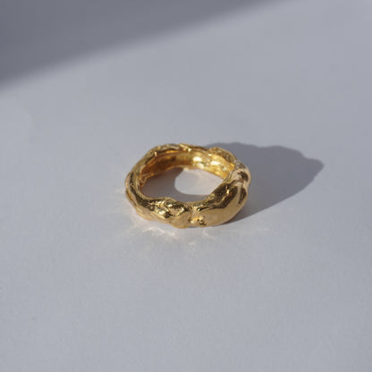 Dione Ring
