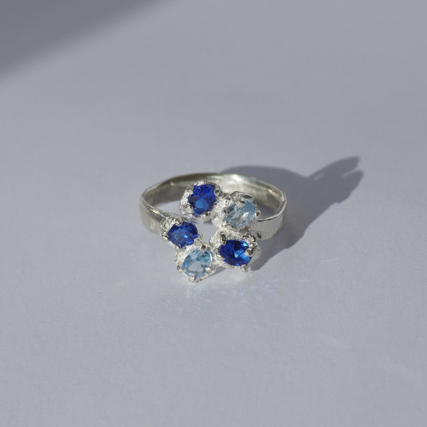 M'ama non m'ama Ring