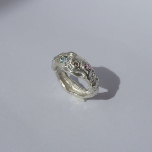 Dione Ring Variant