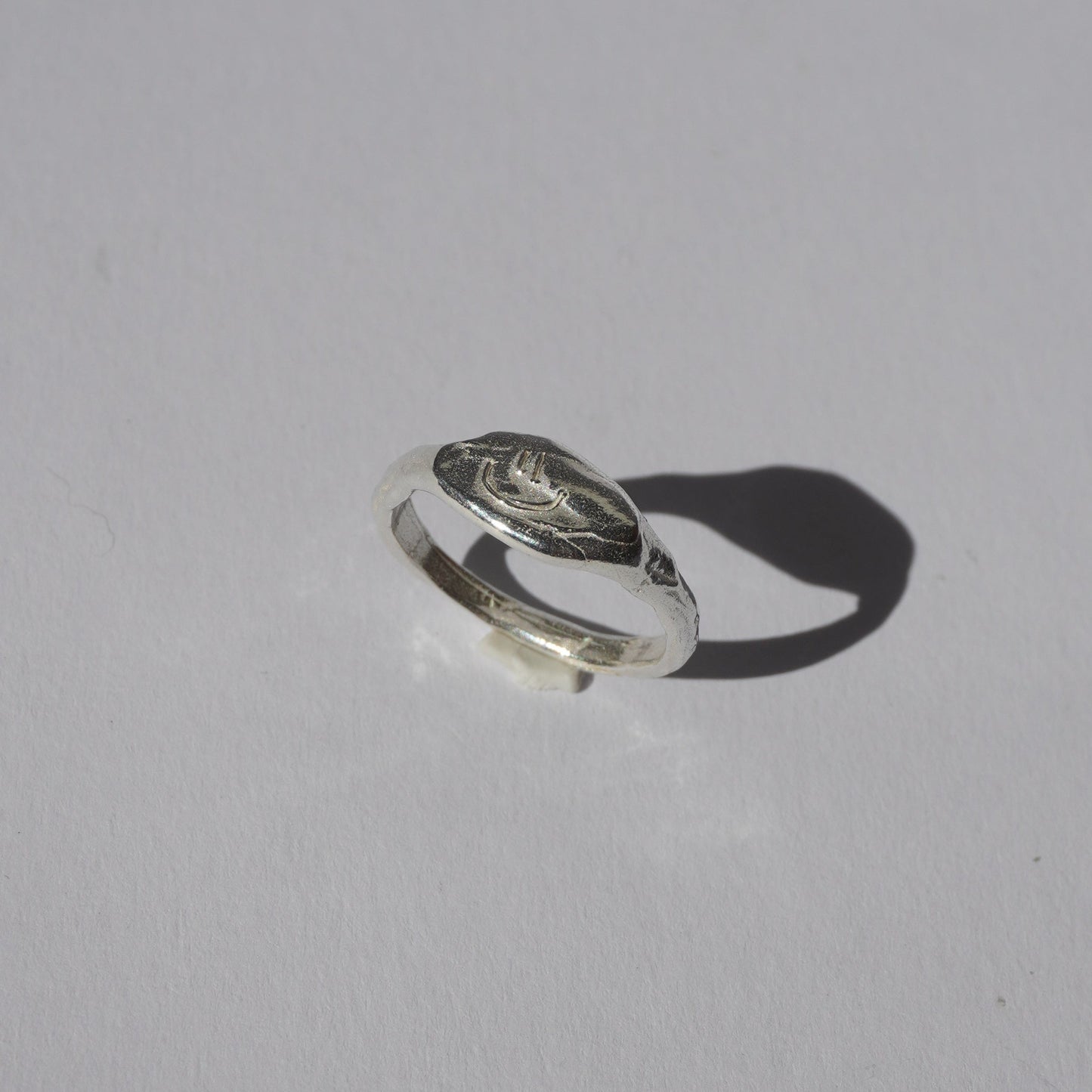 Signet ring