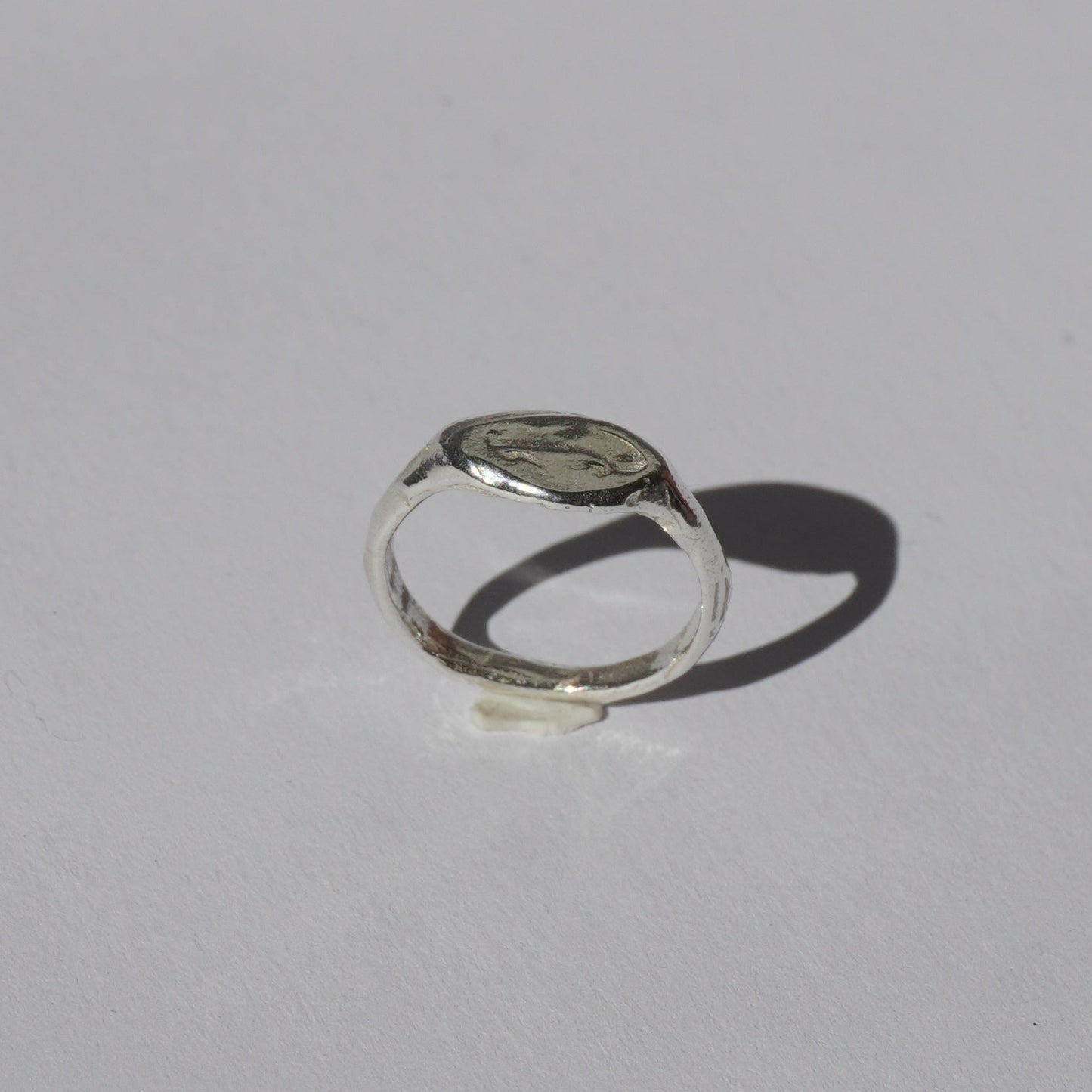 Signet ring