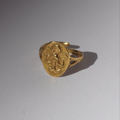 Flower ring
