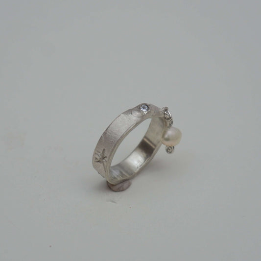 Drop Pearl unique silver ring - silver, natural pearl and zirconia