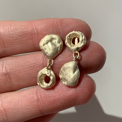 Gold earrings with natural Turmalines