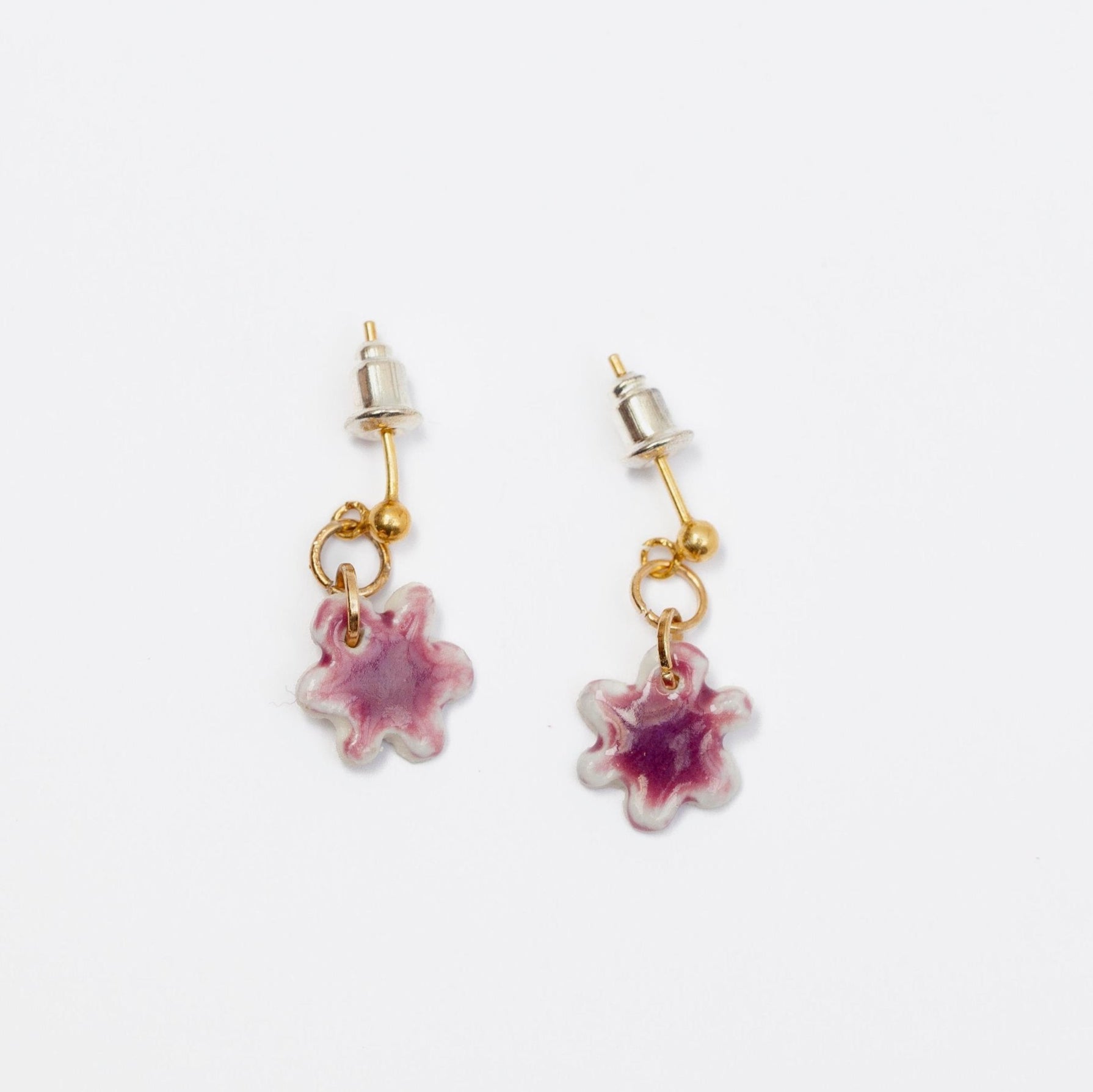 kindness porcelain earrings organic flower dot gold lilla