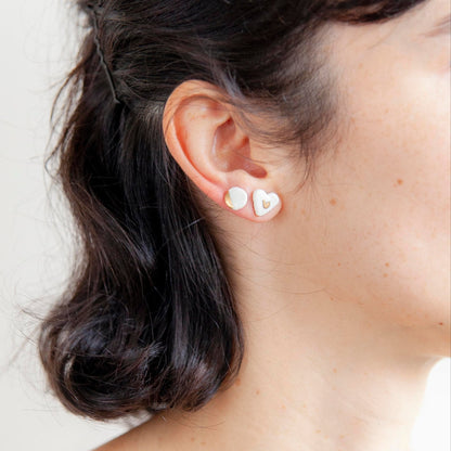 organic porcelain stud earring love simplicity round heart white gold luster detail