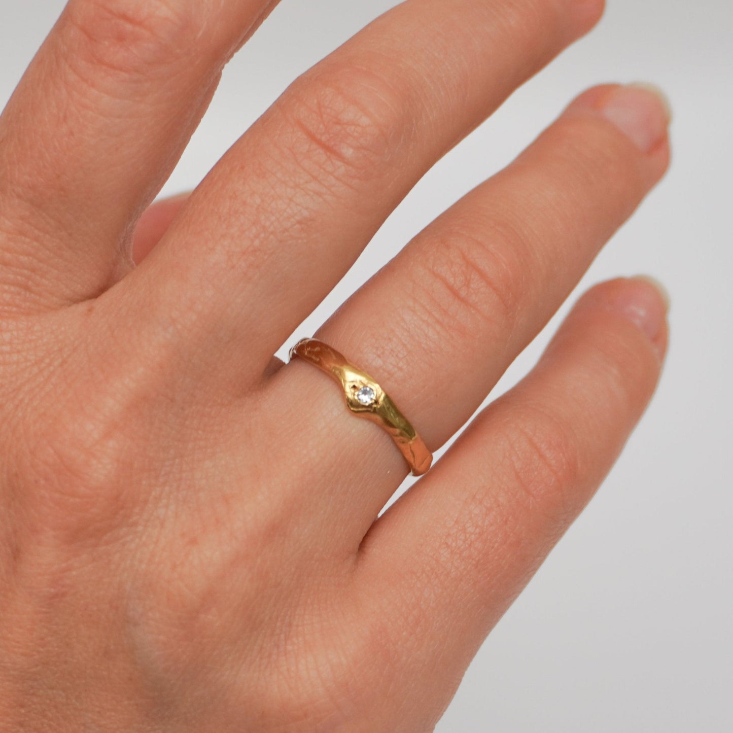 Unique Handmade Gold-plated Ring - Solitario - handcrafted with a raw texture