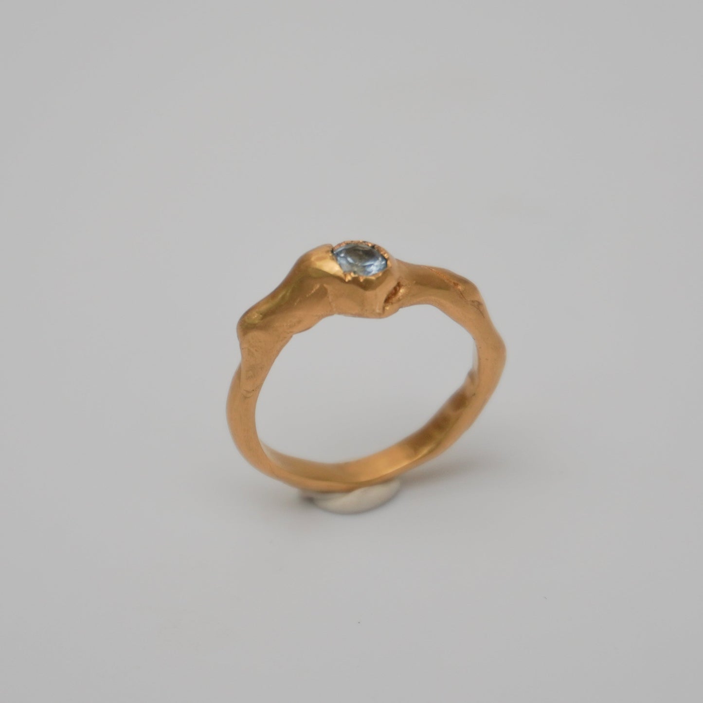 Unique Handmade Gold-plated Ring with Light Blue Stone - Courants - flow of life