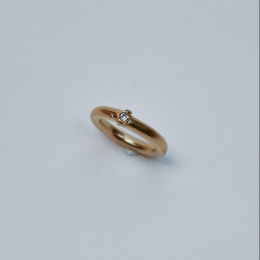 Unique Handmade Gold-plated Ring with Stone - Sutura