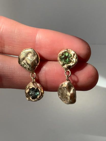 Gold earrings with natural Turmalines