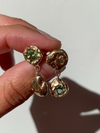 Gold earrings with natural Turmalines