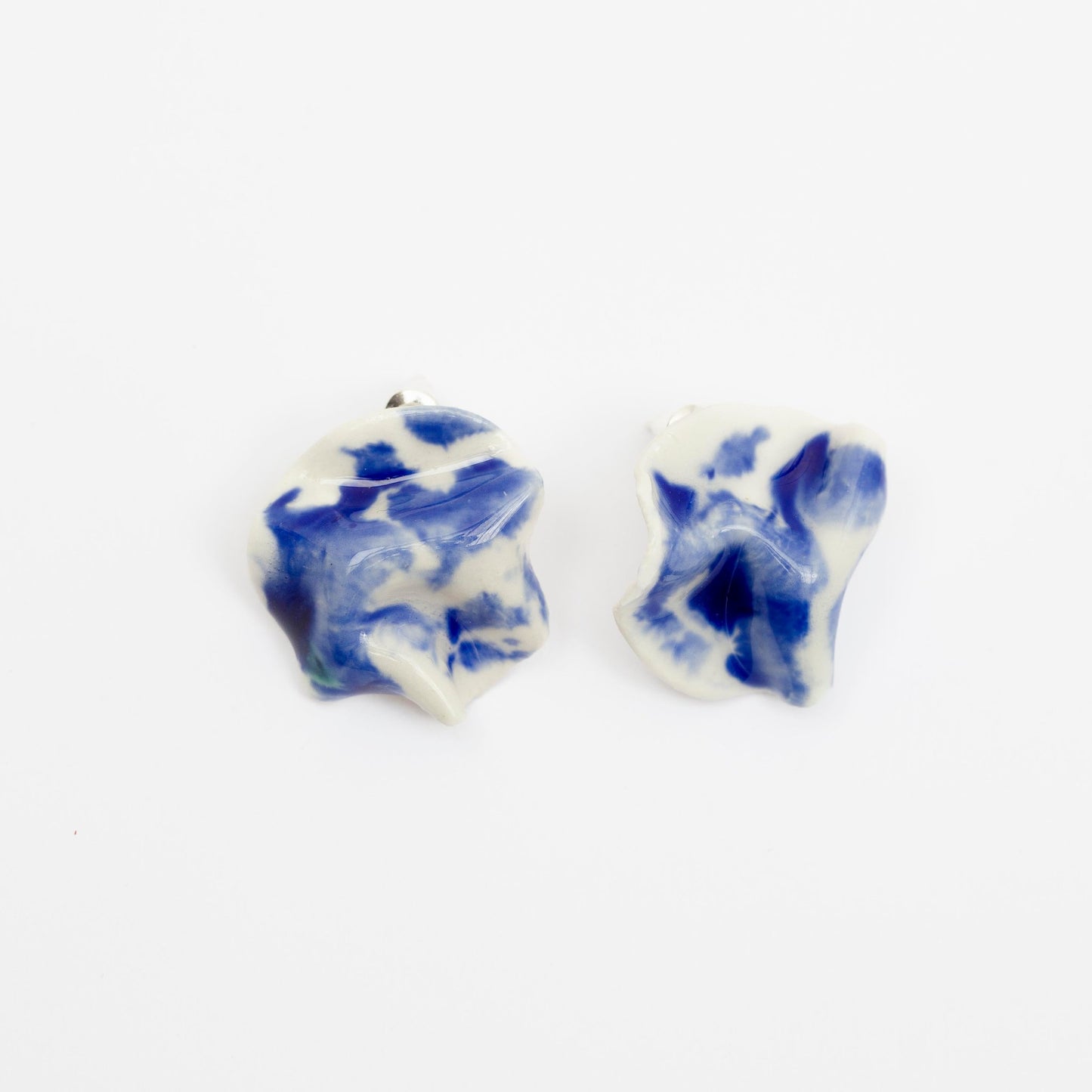 resilience midnight calm porcelain earring